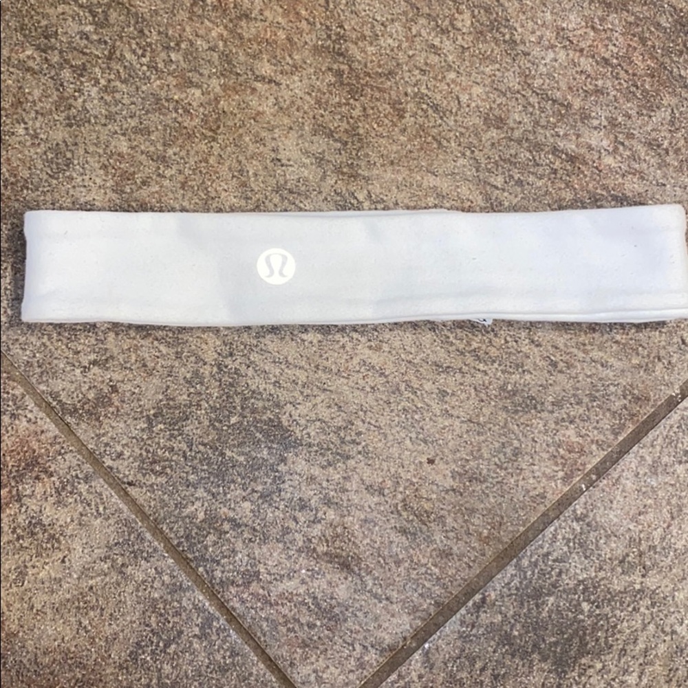 🍋 Lululemon 🍋 lot of two headbands - Picture 2 of 5